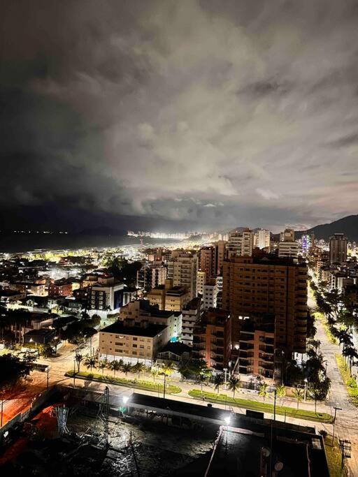 Apto Com Vista Para O Mar Com 2 Vagas - Гуаружа Экстерьер фото